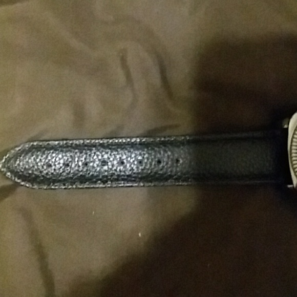 Watch - Picture 2 of 4